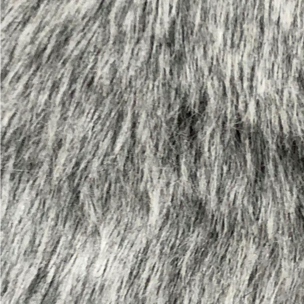 Elle Womens Sleeveless Faux Fur Snap Up Sweater Vest Size Medium Gray - Picture 4 of 13